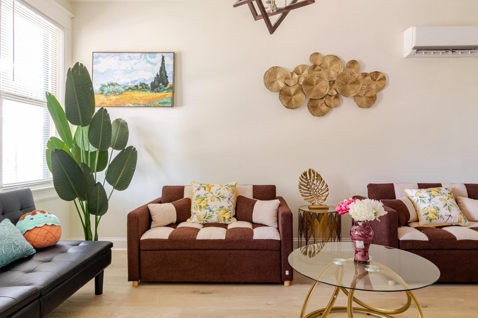 Luxurious 5 Bedroom House!1 Mile From Capitol Hill! Ferienhaus